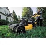 Dewalt 20V MAX 21.5 in Walk Behind Lawn Mower Kit, Hedge Trimmer Kit, String Trimmer & Leaf Blower - Image 3