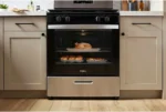 Whirlpool 5.1 Cu. Ft. Freestanding Gas Range with Broiler Drawer - Image 7