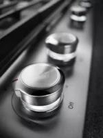 KitchenAid 36″ 5-Burner Gas Cooktop with Griddle - Image 3