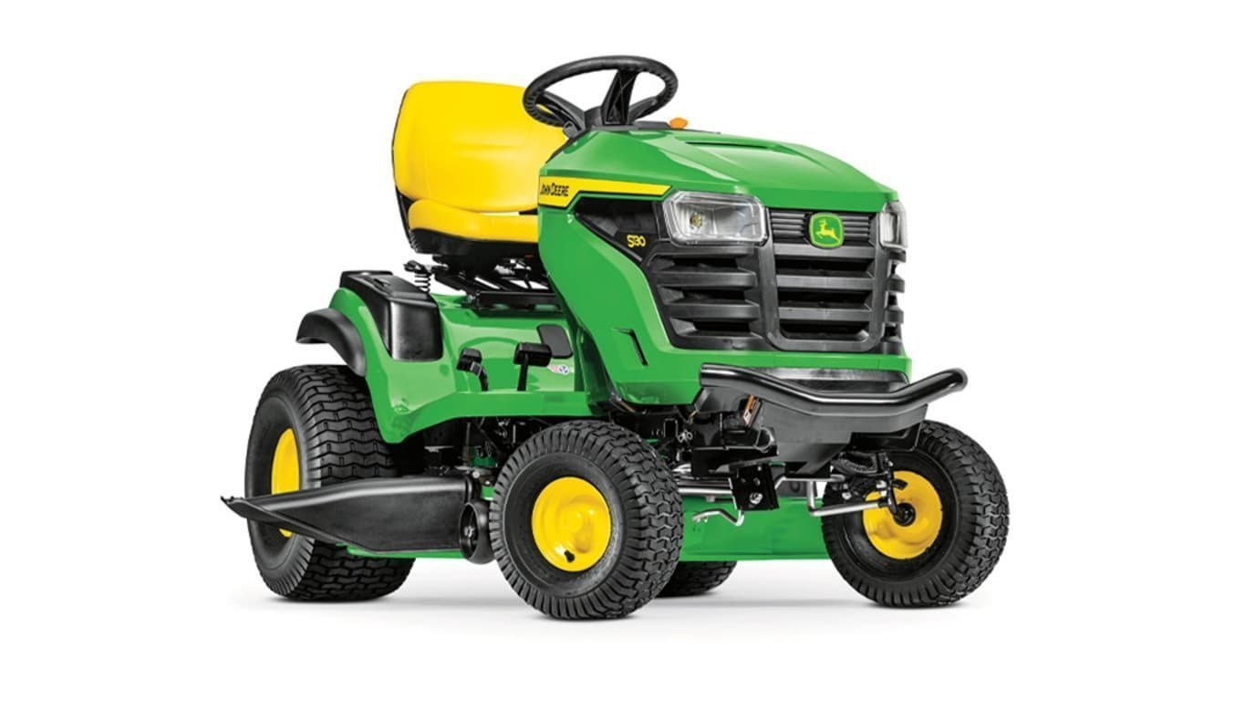 142e19d2-2fc3-49a1-ac79-0ff5f58ad5b4.jpg John Deere S130 Riding Lawn Mower - Image 1
