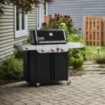 Genesis E-335 Gas Grill (Natural Gas) - Image 5
