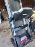 Sole F80 Treadmill - Image 4