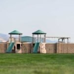 Lifetime Double Adventure Tower with Monkey Bars - Image 8