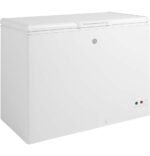 GE – 10.7 Cu. Ft. Chest Freezer with Manual Defrost – White - Image 2
