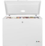 GE – 10.7 Cu. Ft. Chest Freezer with Manual Defrost – White - Image 3