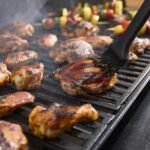 Spirit® E-325 Gas Grill Stealth® Edition (Natural Gas) - Image 6