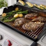 Spirit® S-425C Gas Grill (Natural Gas) - Image 5