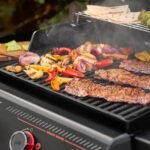 Spirit® E-325 Gas Grill Stealth® Edition (Natural Gas) - Image 5
