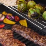 Spirit® E-425C Gas Grill Stealth® Edition (Liquid Propane) - Image 6
