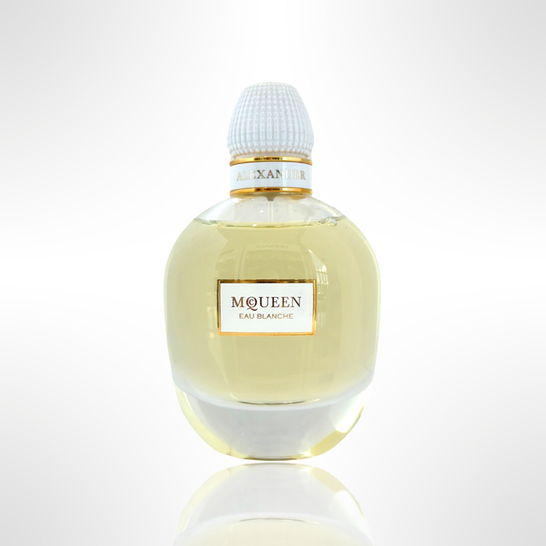 image_cc1d76d3-28eb-4df5-bfa4-05287d556380.png Alexander McQueen EAU Blanche - Image 1