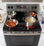 GE 30″ Freestanding Electric Range - Image 2